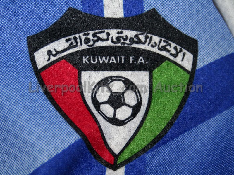 http://www.liverpoolkits.com/ebay/kuwait1999home-a.jpg
