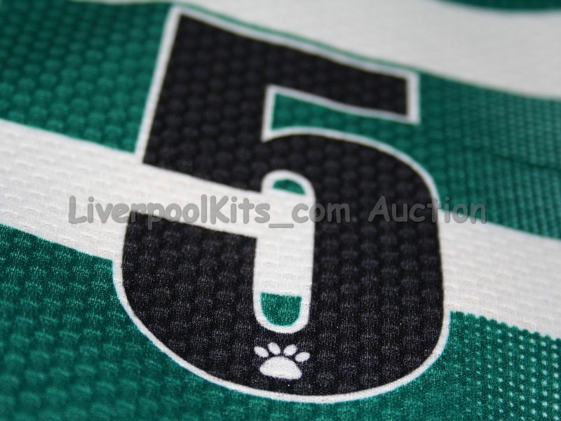 http://www.liverpoolkits.com/ebay/uae1999home-a.jpg